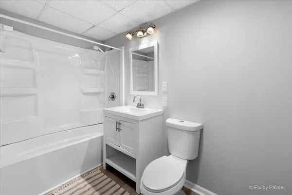 $725,000 | 85 East Terra Cotta Avenue, Crystal Lake, IL 60014