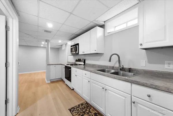 $725,000 | 85 East Terra Cotta Avenue, Crystal Lake, IL 60014