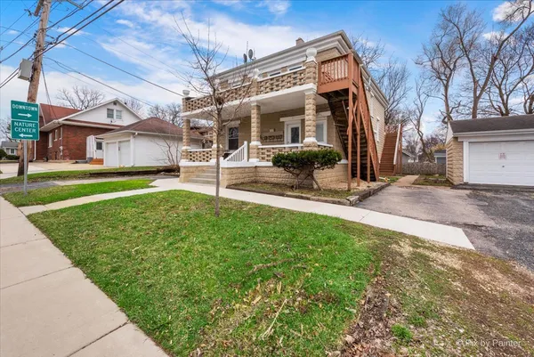 $725,000 | 85 East Terra Cotta Avenue, Crystal Lake, IL 60014