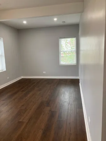 $725,000 | 85 East Terra Cotta Avenue, Crystal Lake, IL 60014