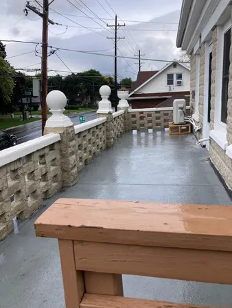 $725,000 | 85 East Terra Cotta Avenue, Crystal Lake, IL 60014