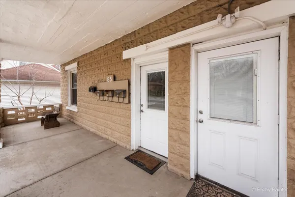 $725,000 | 85 East Terra Cotta Avenue, Crystal Lake, IL 60014