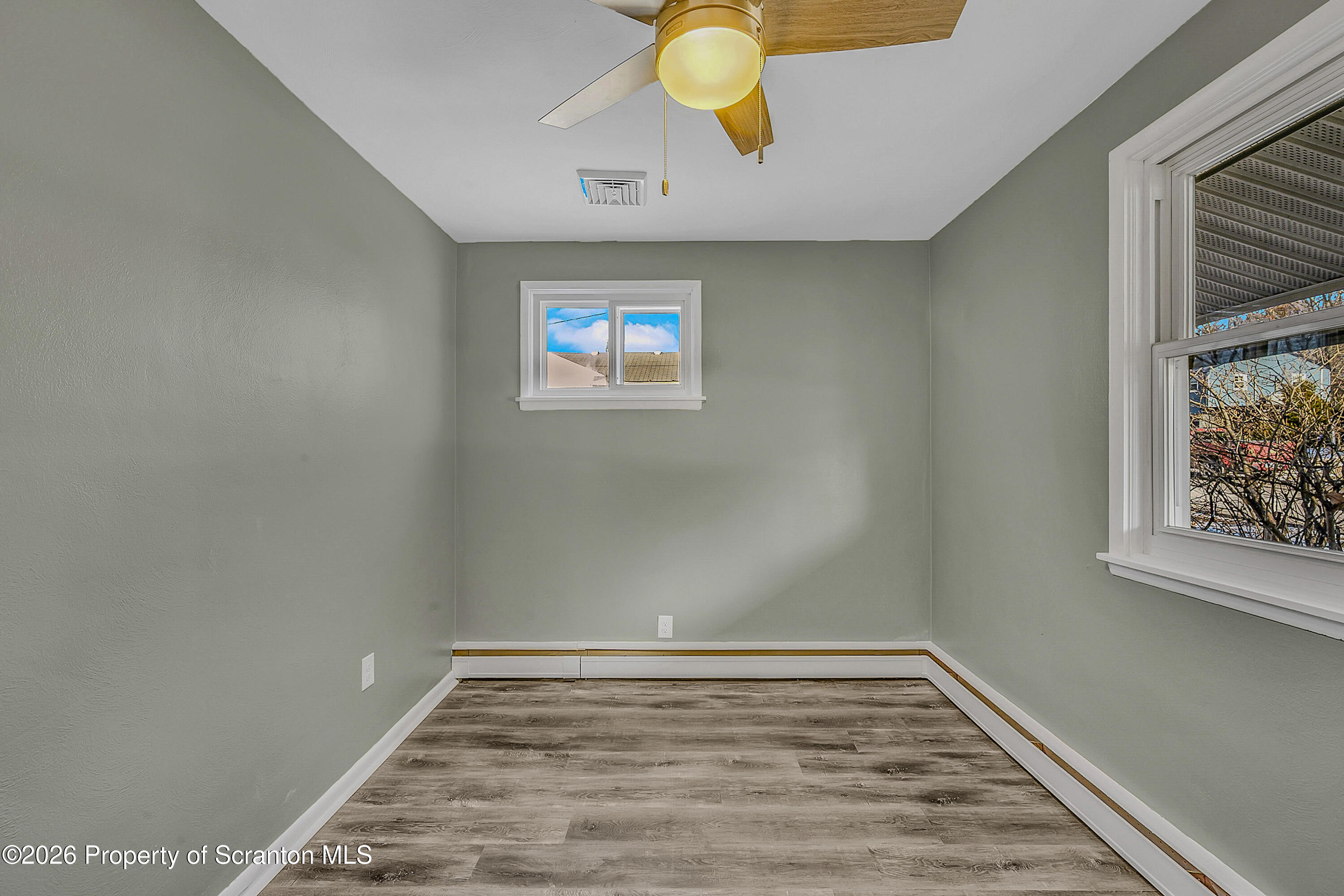 301 Seymour Avenue Scranton, PA 18505 - Photo 6 of 27 Seymour Ave_-7