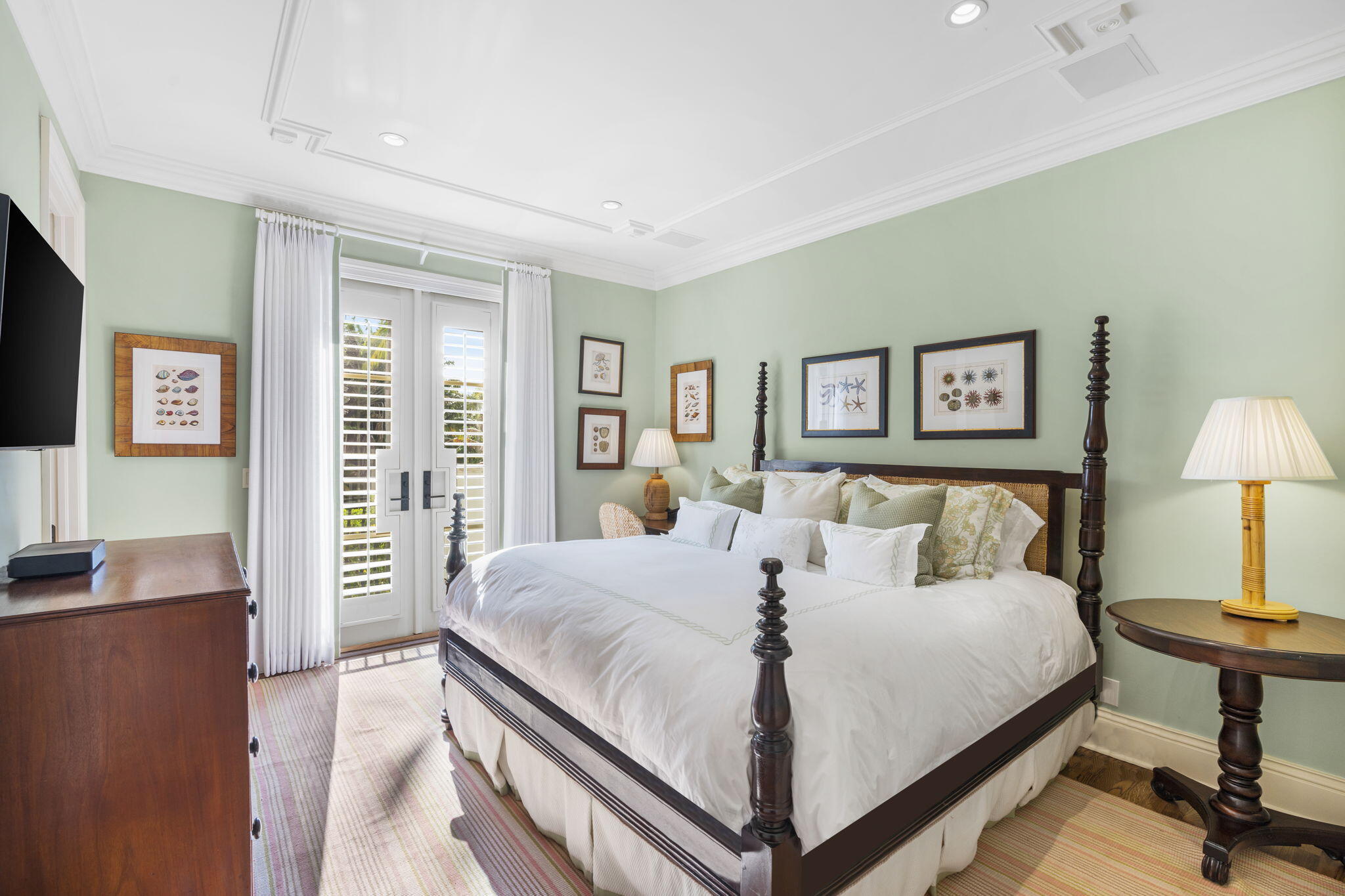 224 Barton Avenue Palm Beach, FL 33480 - Photo 69 of 109 68-web-or-mls-DSC04551