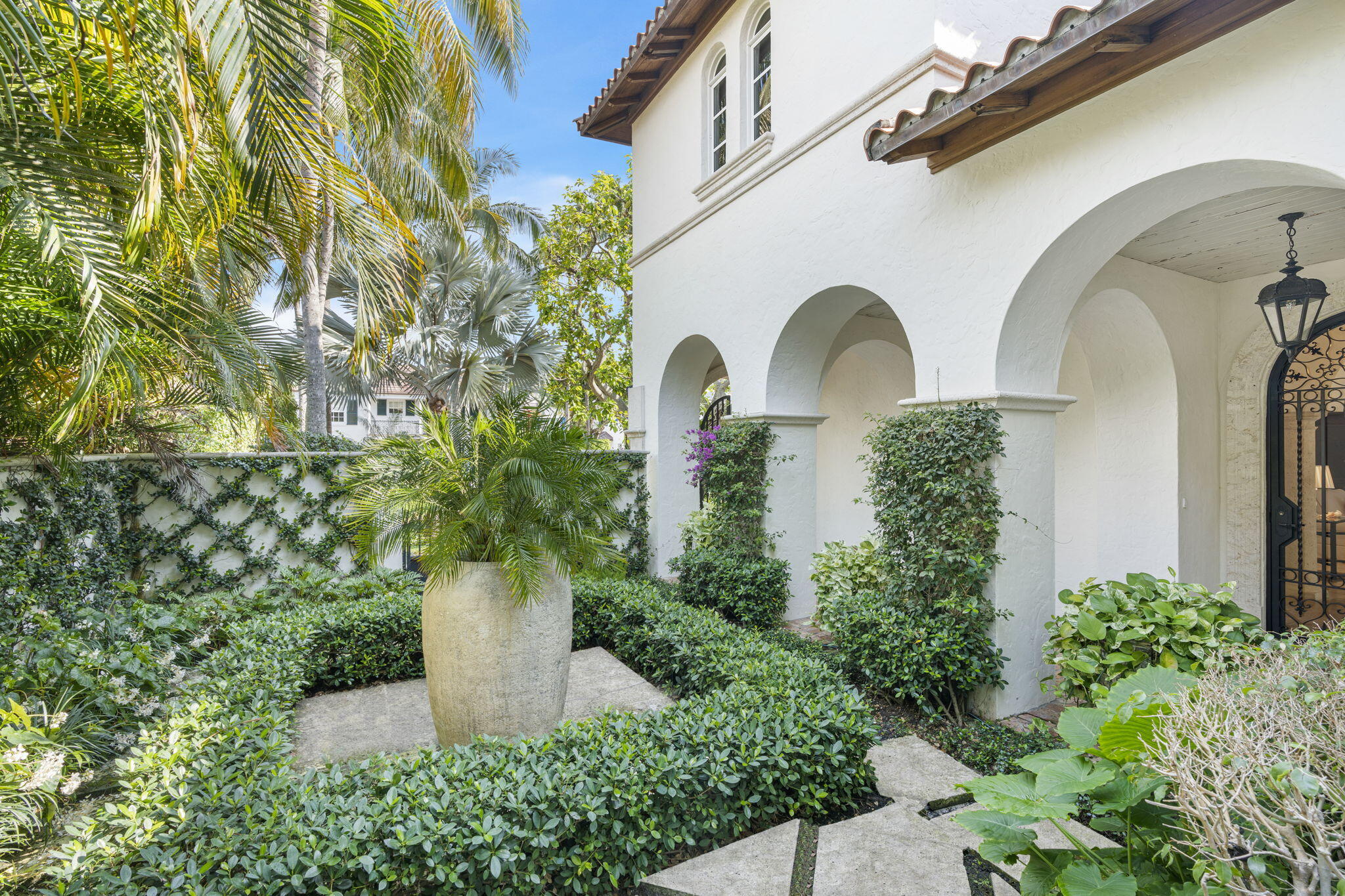 224 Barton Avenue Palm Beach, FL 33480 - Photo 85 of 109 84-web-or-mls-DSC04680