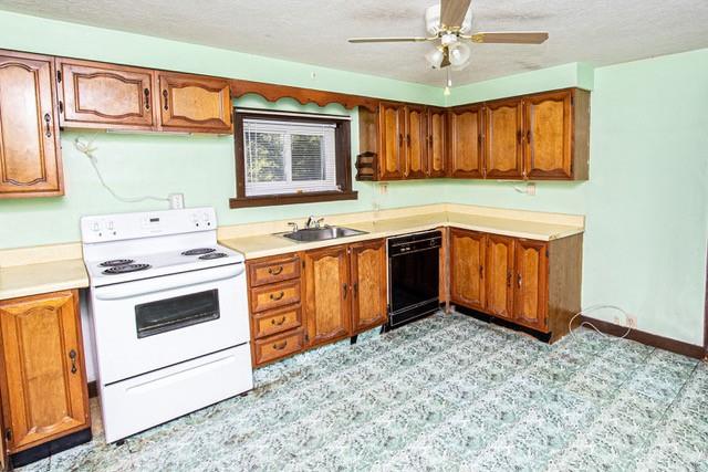 705 West Old Rte 422 Butler, PA 16001 - Photo 8 of 19 Gallery Image 8