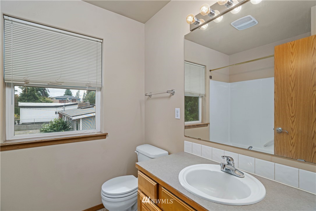 1617 Morris Avenue South Renton, WA 98055 - Photo 22 of 32 Gallery Image 22