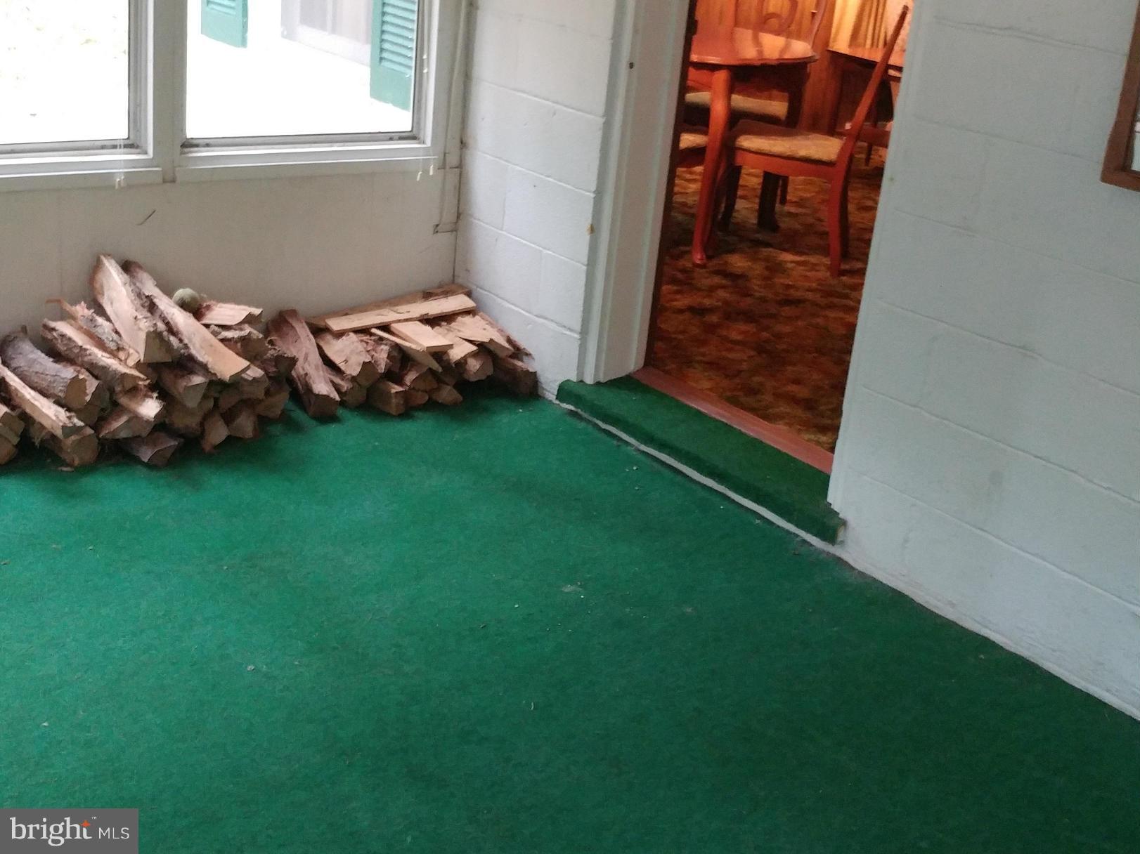 490 New Baltimore Road Fayetteville, PA 17222 - Photo 6 of 6 Sunroom