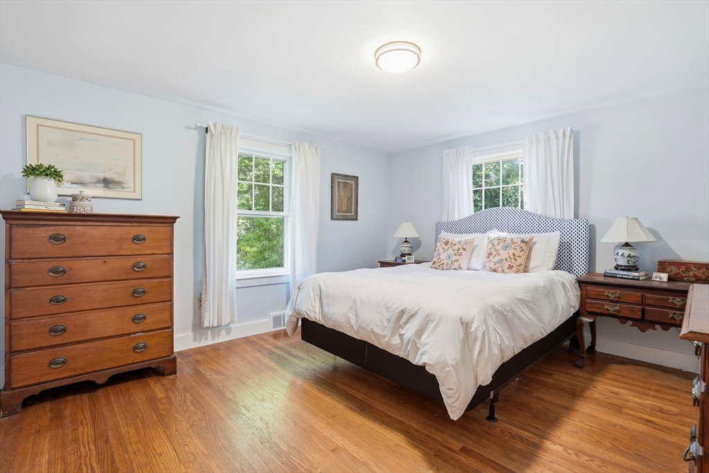 32 Wadsworth Road Duxbury, MA 02332 - Photo 20 of 38