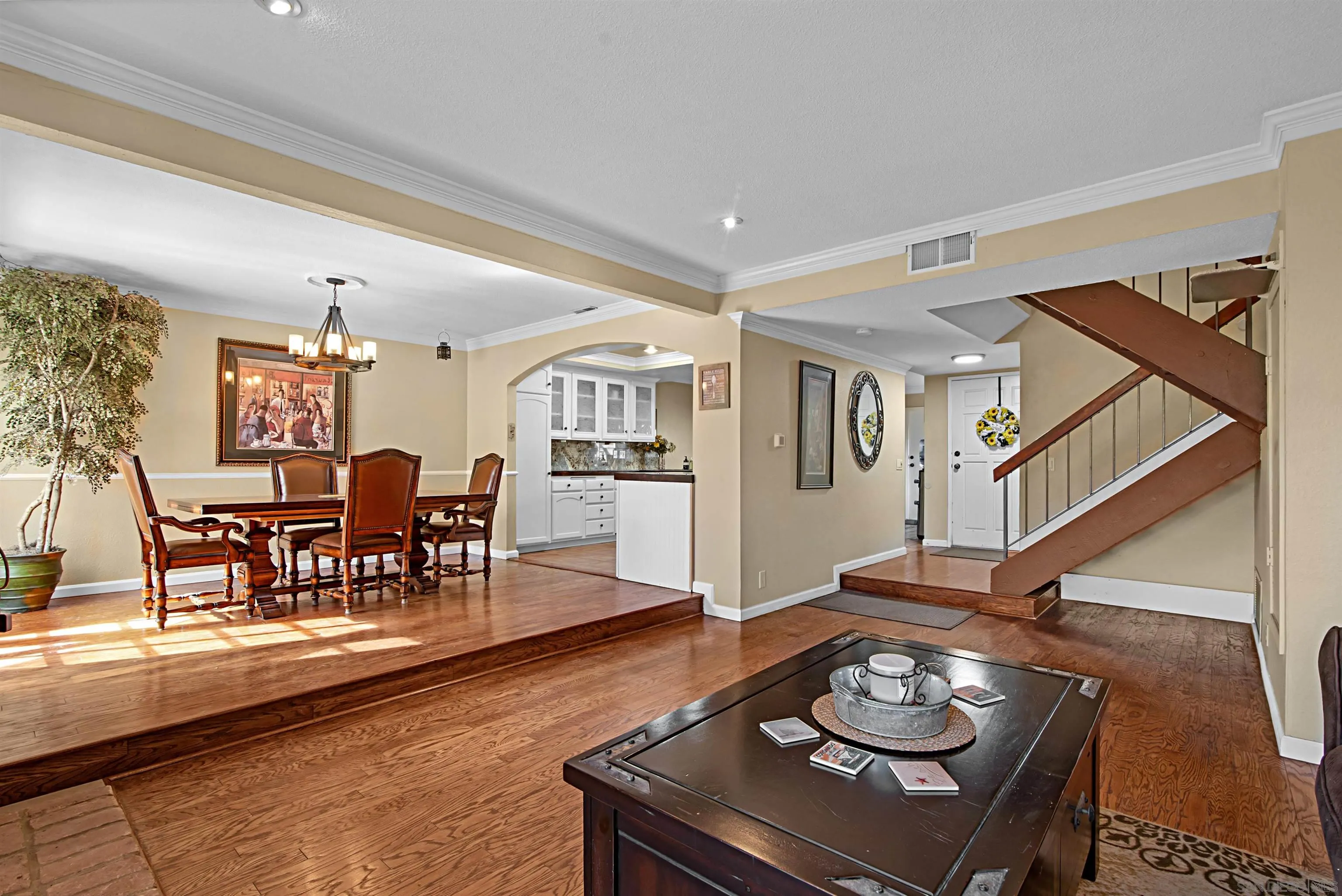 9917 Aviary Drive San Diego, CA 92131 - Photo 3 of 40 a living room with furniture and wooden floor