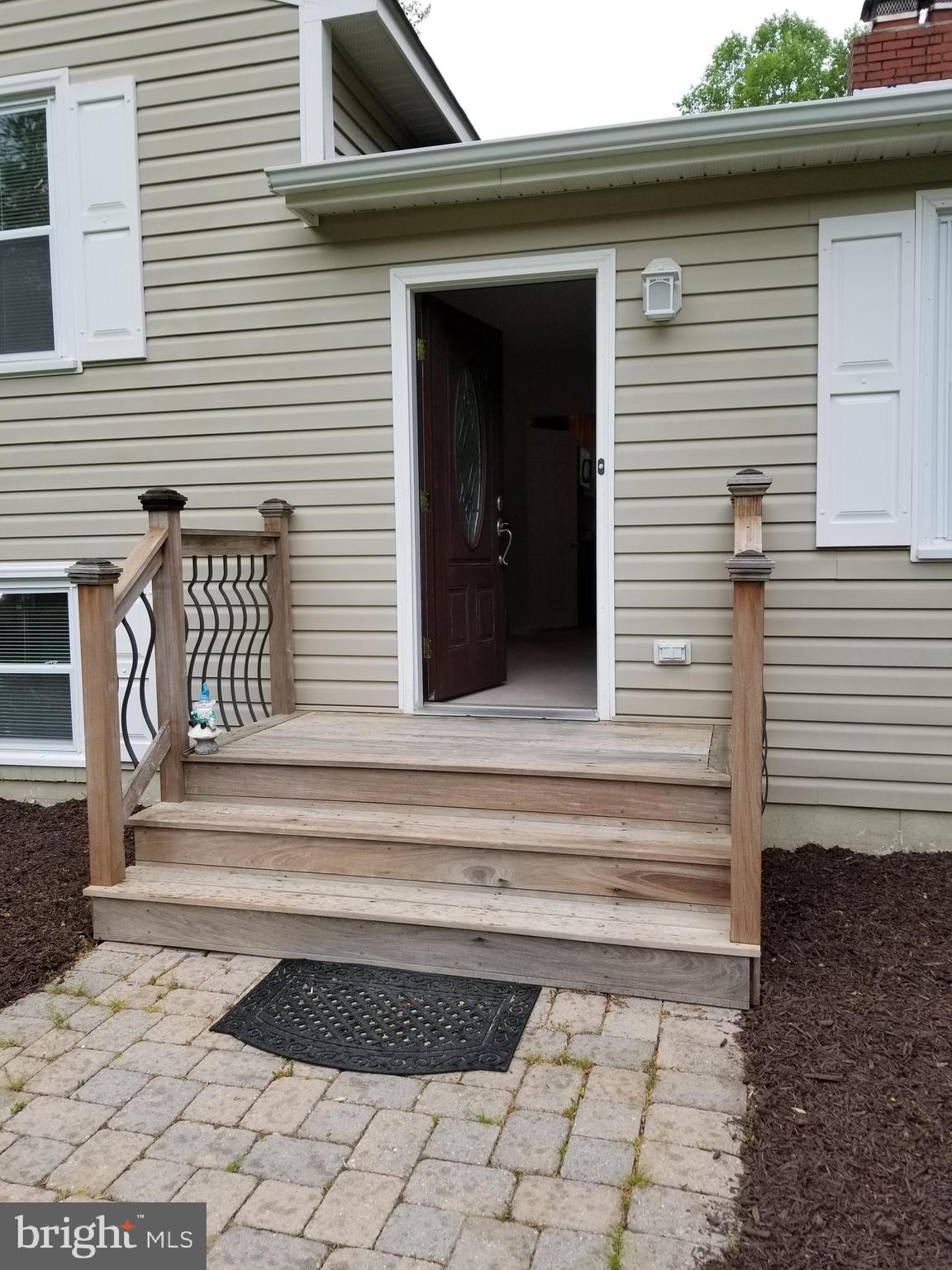 291 Charles Hall Road Millersville, MD 21108 - Photo 2 of 29 Welcome, come on in.