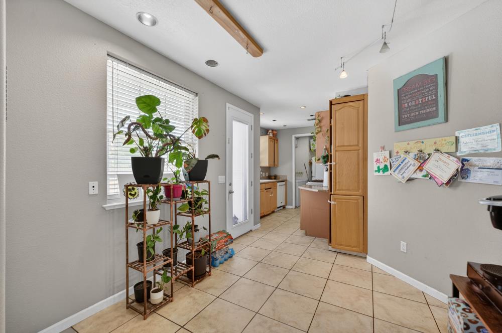 215 Singh Lane Rio Linda, CA 95673 - Photo 32 of 41