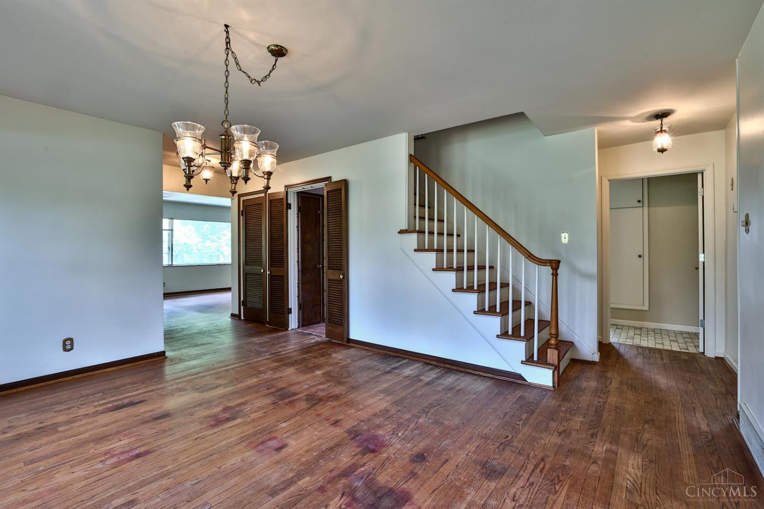 926 Reily Road Wyoming, OH 45215 - Photo 15 of 39