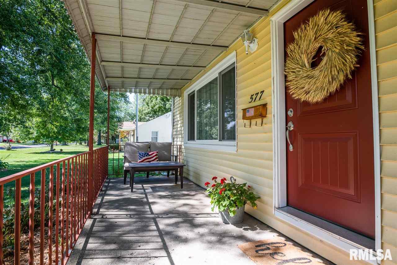 577 East Prospect Street Farmington, IL 61531 - Photo 2 of 36 Gallery Image 2
