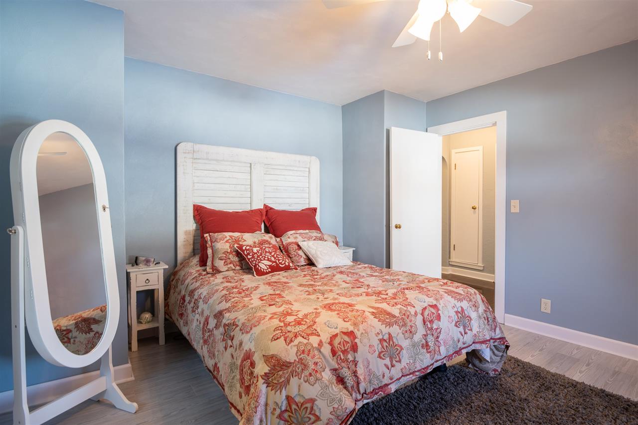 577 East Prospect Street Farmington, IL 61531 - Photo 17 of 36 Gallery Image 17