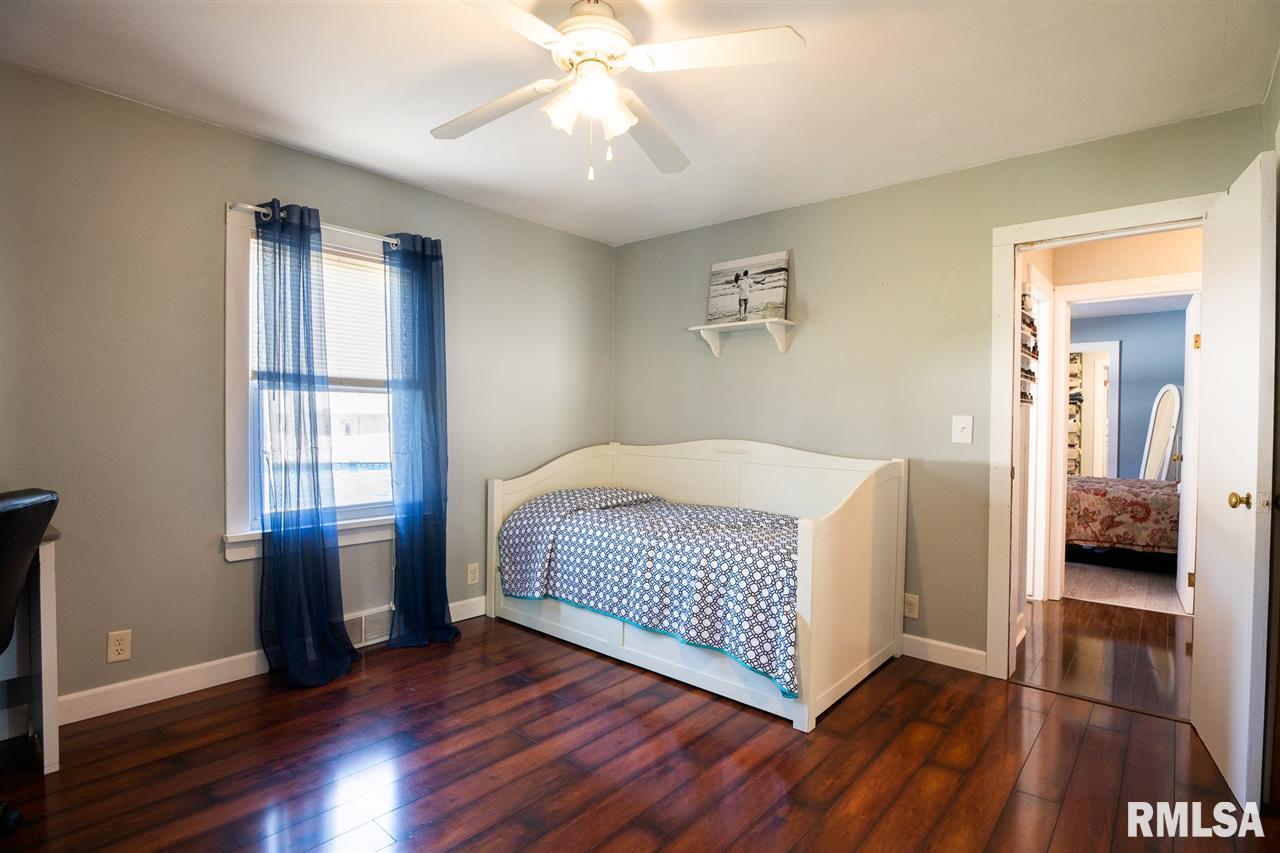 577 East Prospect Street Farmington, IL 61531 - Photo 21 of 36 Gallery Image 21