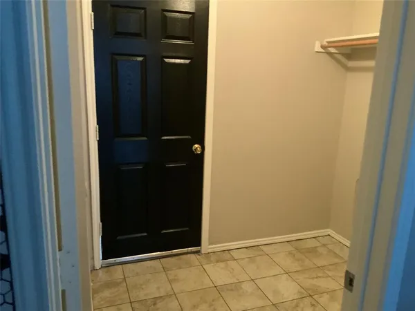 $1,800 | 1175 Tomahawk Drive, Dallas, TX 75253