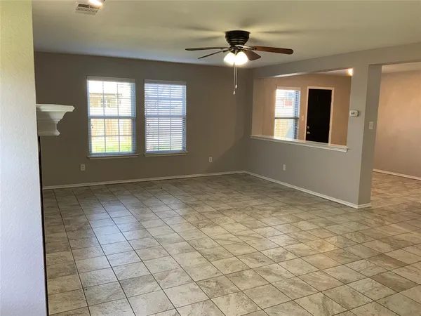 $1,800 | 1175 Tomahawk Drive, Dallas, TX 75253