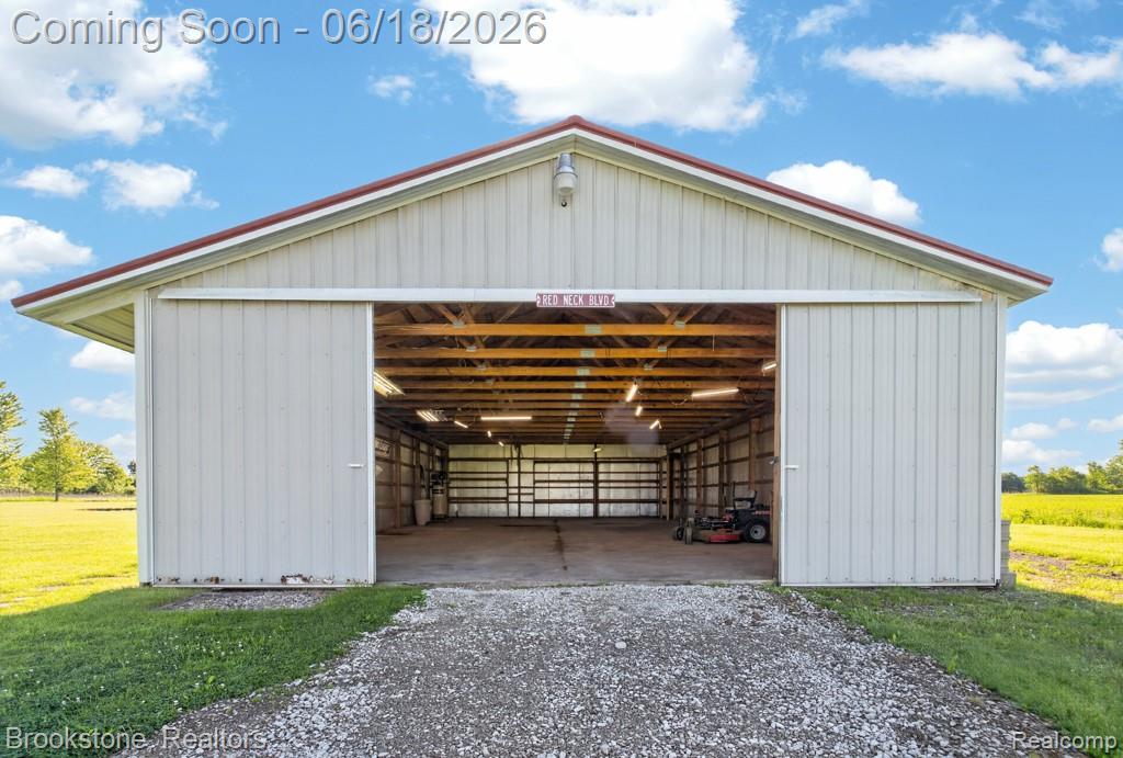 62580 Omo Road New Haven, MI 48048 - Photo 9 of 42