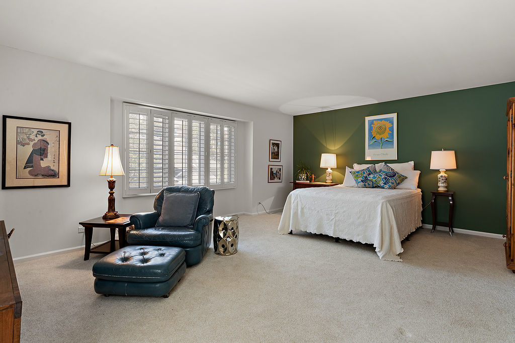 1751 Park Ridge Point Park Ridge, IL 60068 - Photo 16 of 27 Gallery Image 16