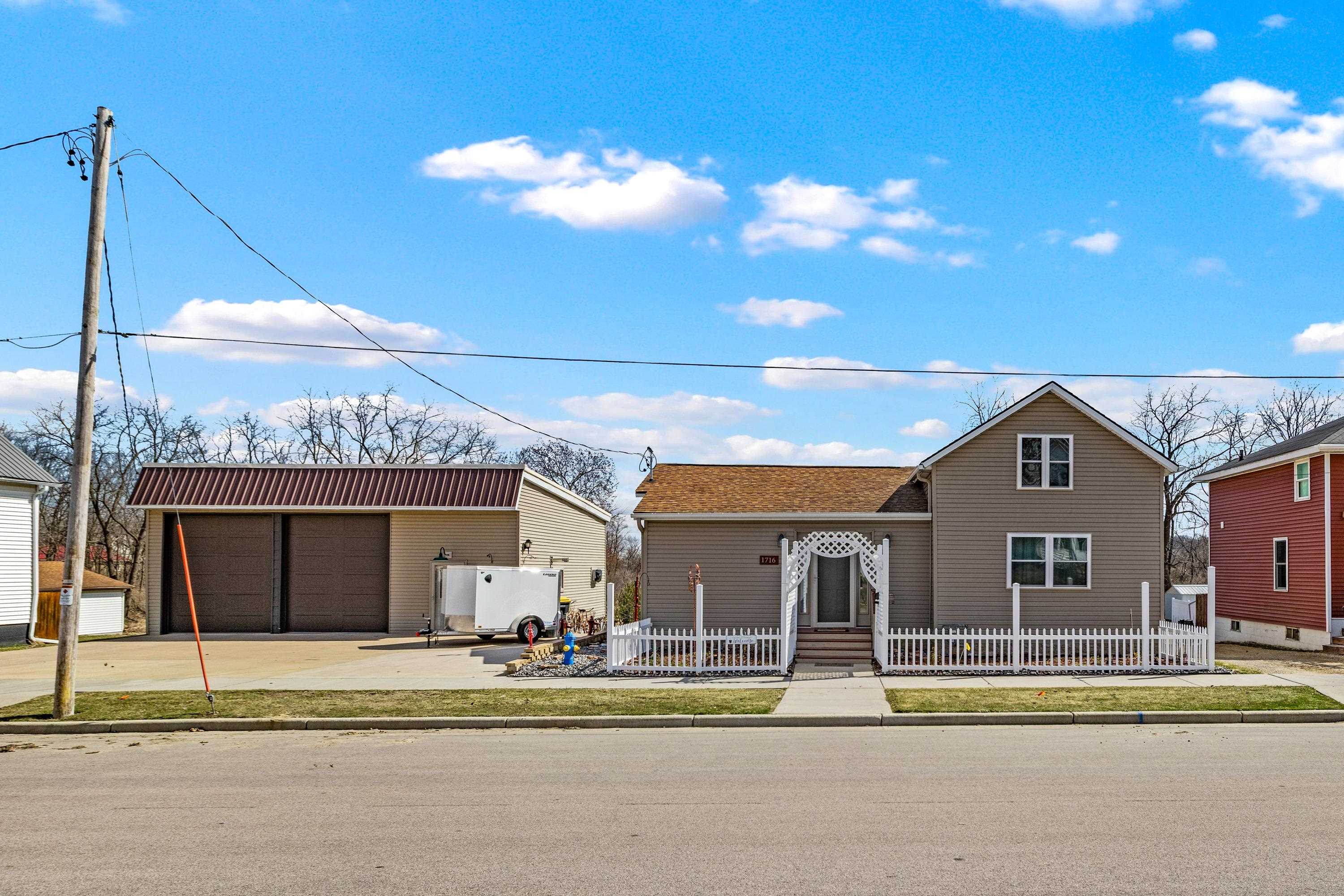 1716 Kilbourn Avenue Tomah, WI 54660 - Photo 1 of 38