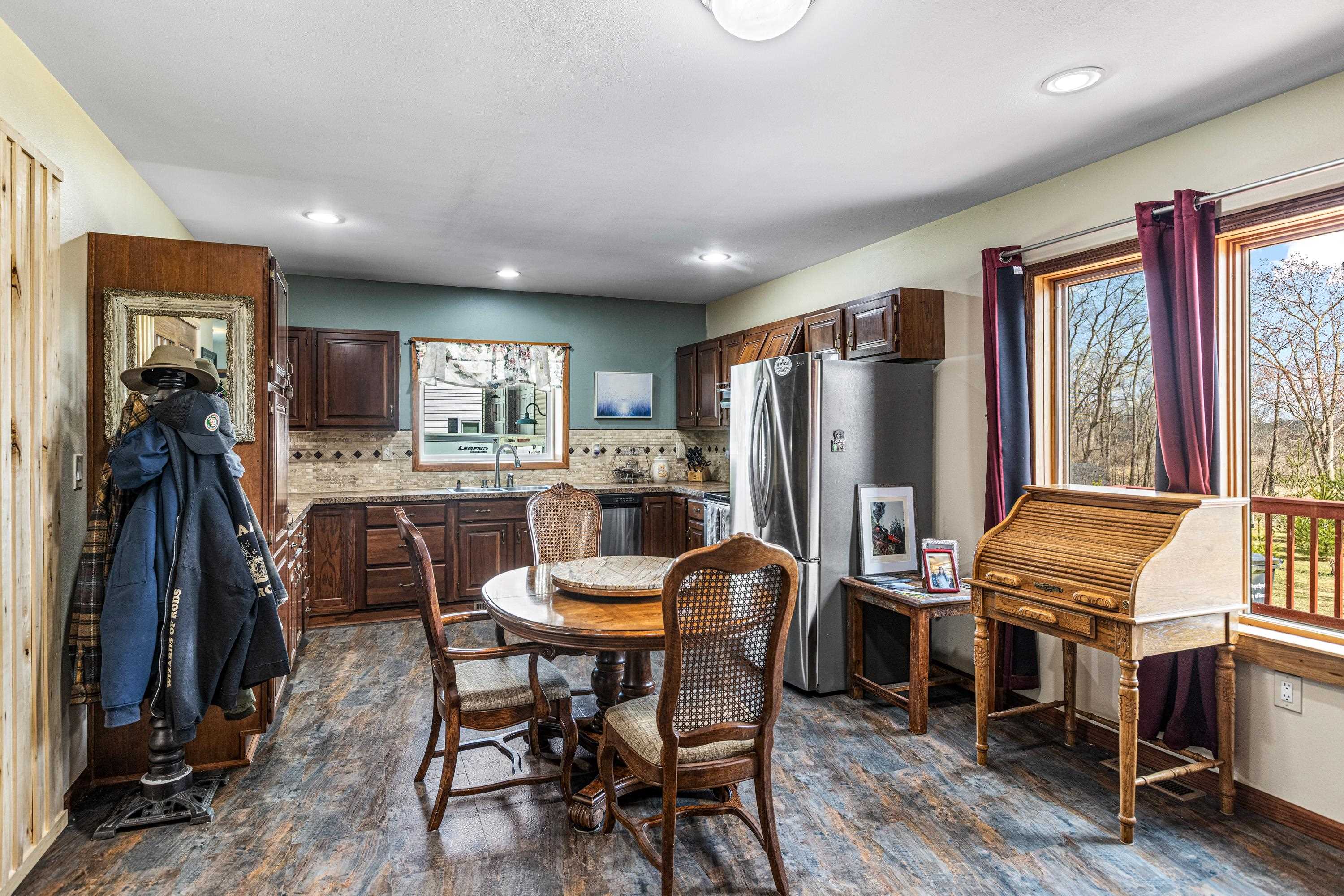 1716 Kilbourn Avenue Tomah, WI 54660 - Photo 8 of 38