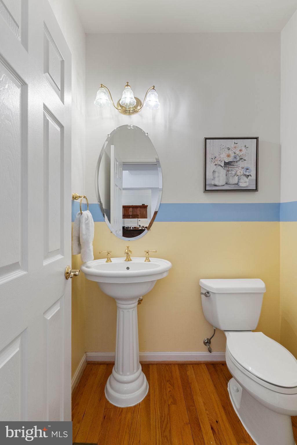 8000 Pohick Road Springfield, VA 22153 - Photo 20 of 85 Main Level Half Bath