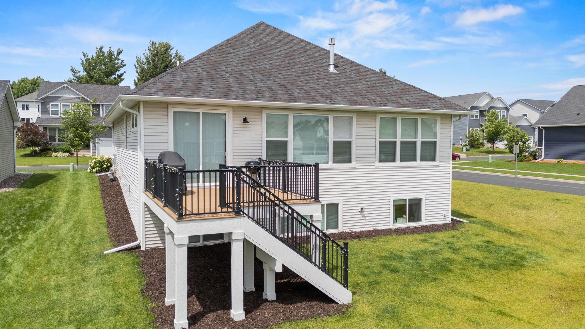 490 Elizabeth Way Hudson, WI 54016 - Photo 40 of 47