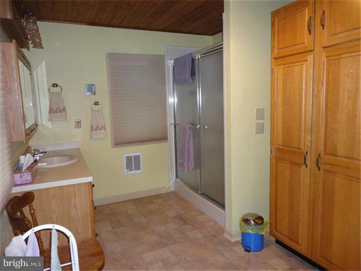 19 New Freedom Road Medford, NJ 08055 - Photo 7 of 15 Bathroom