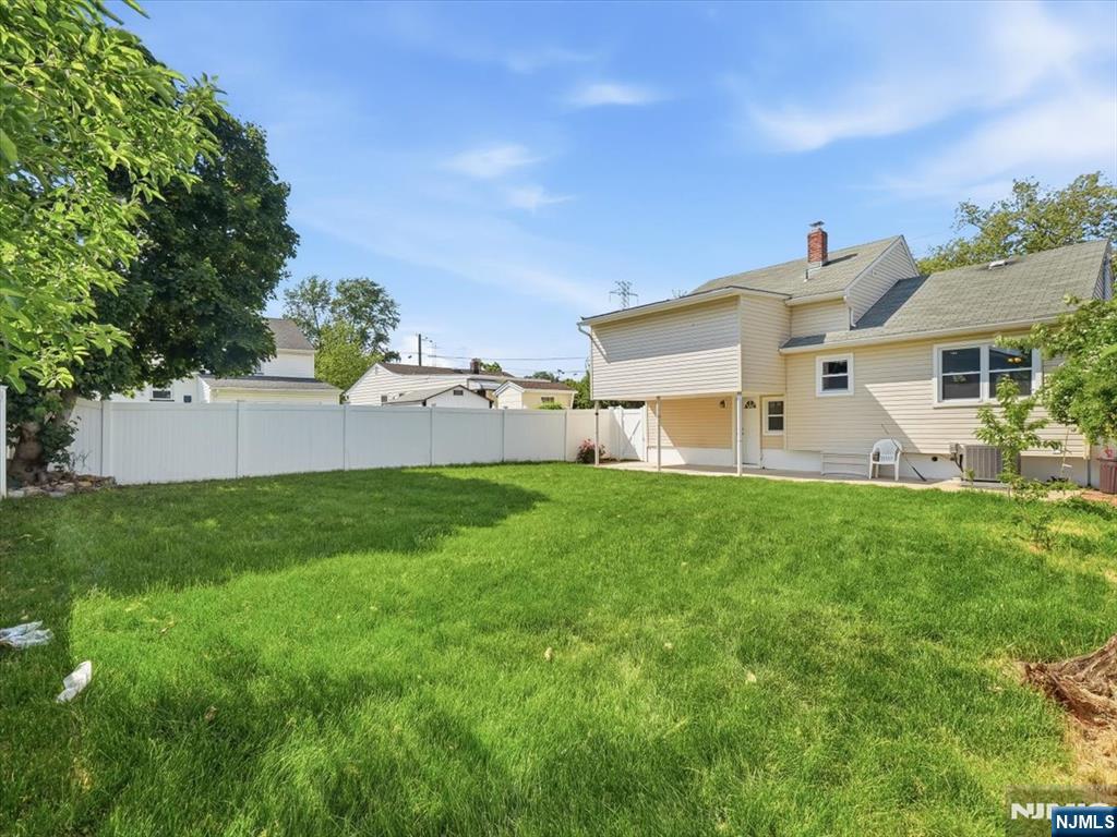 27 Carolyn Road Belleville, NJ 07109 - Photo 35 of 43