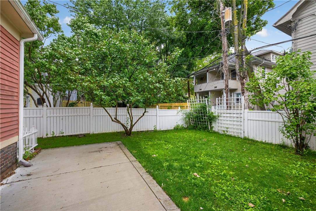 267 Brunswick Street Rochester, NY 14607 - Photo 5 of 38