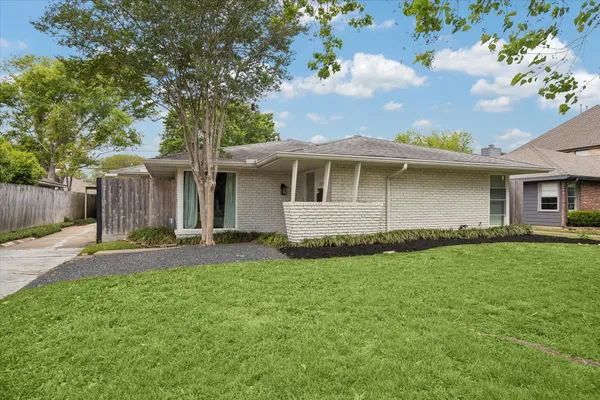 $3,400 | 3110 Castlewood Street, Houston, TX 77025