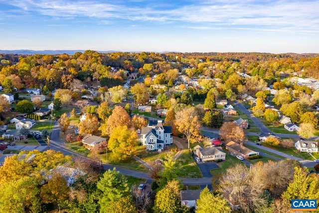 $1,050,000 | 811 Westover Drive, Staunton, VA 24401