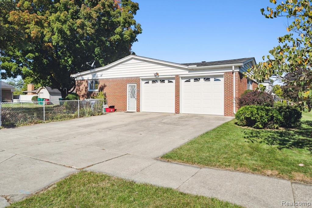 862 Juneau Road Ypsilanti, MI 48198 - Photo 44 of 54