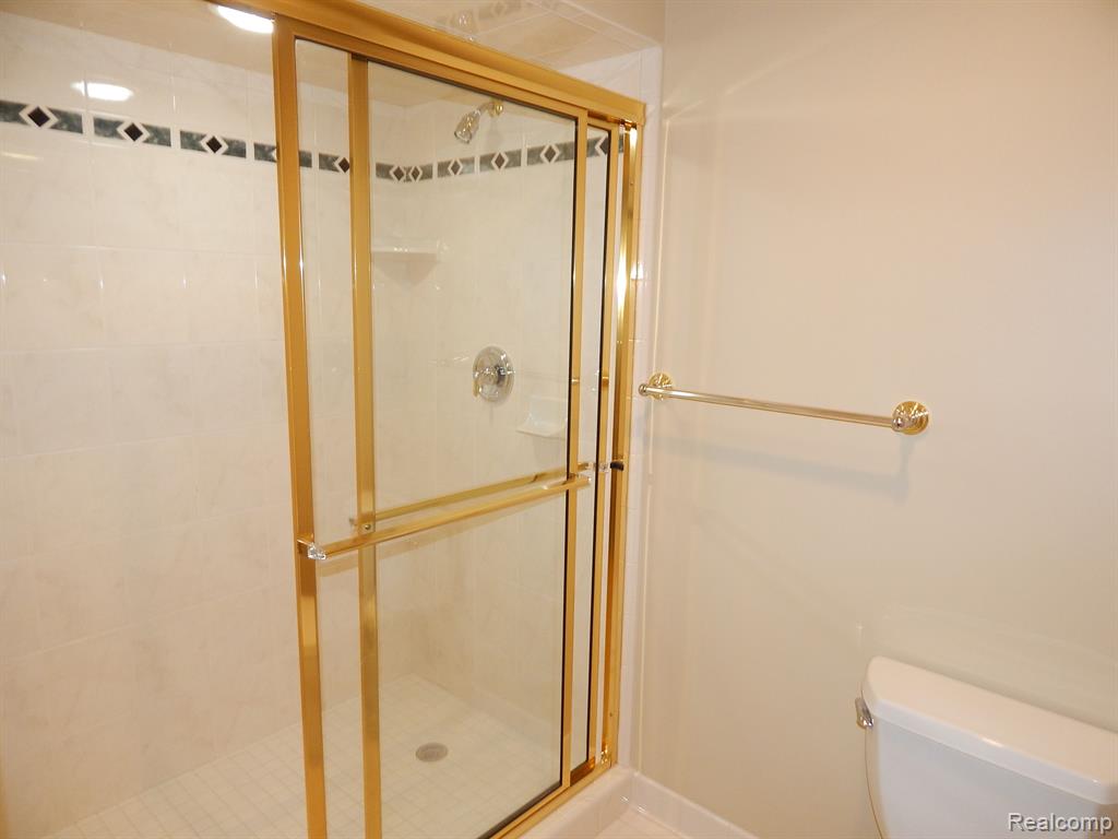 1865 Pug Road St. Clair, MI 48079 - Photo 16 of 38