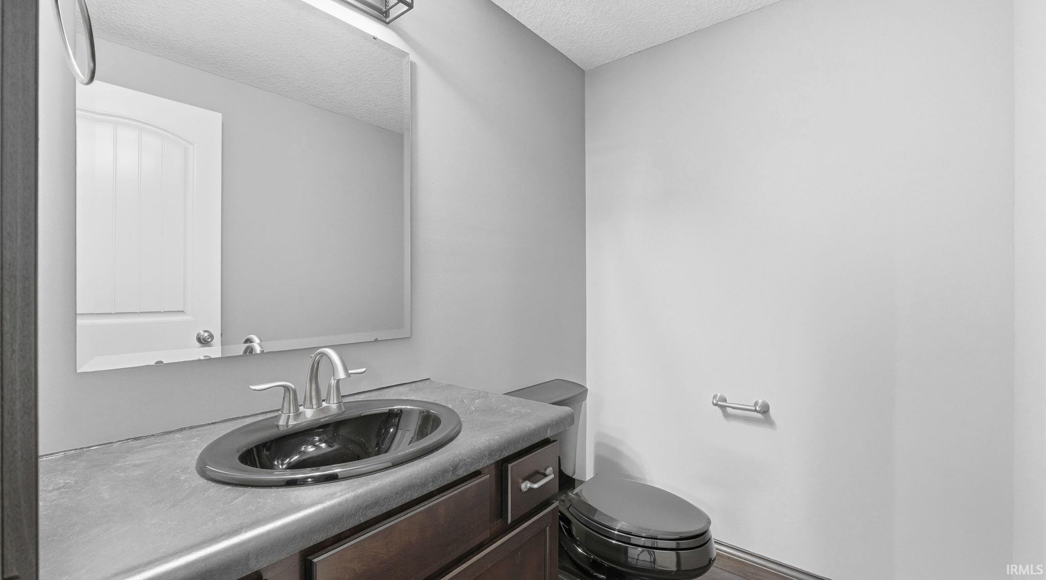8622 Alamasa Place Fort Wayne, IN 46835 - Photo 4 of 35