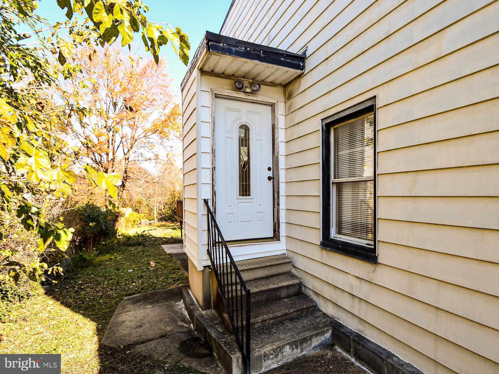 701 North Point Road Baltimore, MD 21224 - Photo 8 of 35 Gallery Image 8