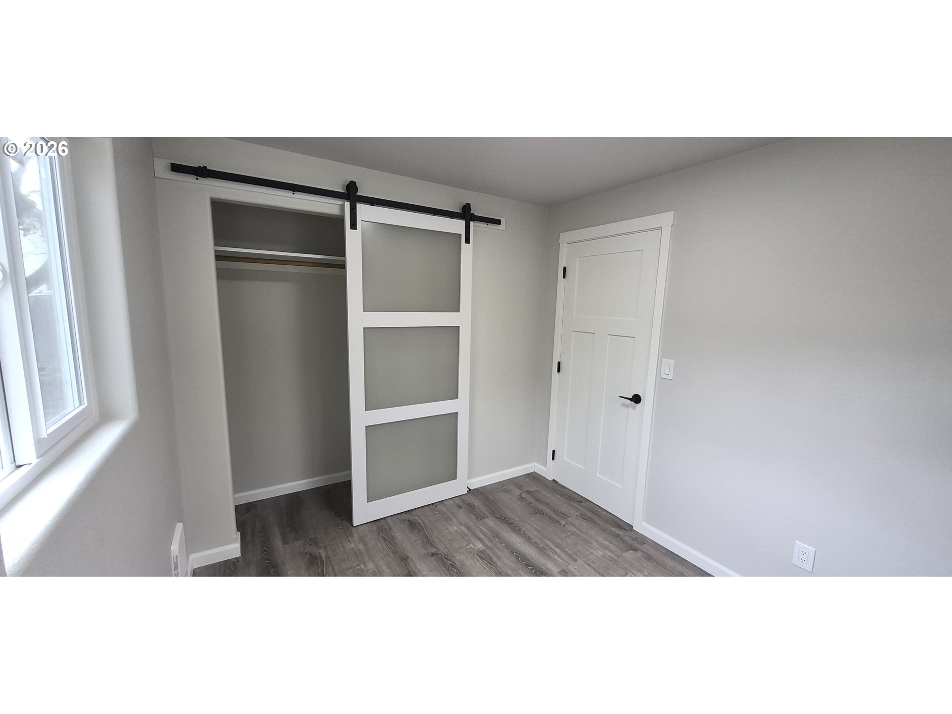 119 Walnut Street Myrtle Creek, OR 97457 - Photo 7 of 10 a view of an empty room