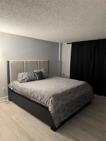 $2,100 | 4174 Inverrary Drive, Unit 401, Lauderhill, FL 33319