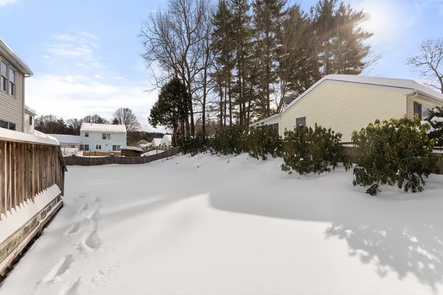 $389,900 | 25 Laurelwood Lane, Springfield, MA 01118