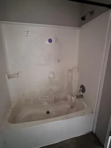 $179,900 | 67118 Oxbow Drive, Constantine, MI 49042