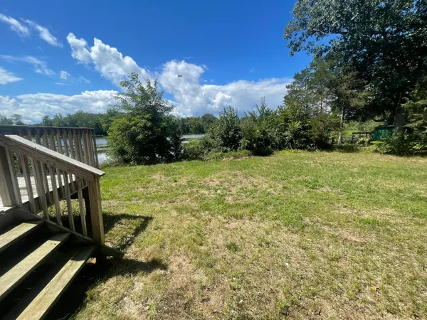 $169,900 | 67118 Oxbow Drive, Constantine, MI 49042