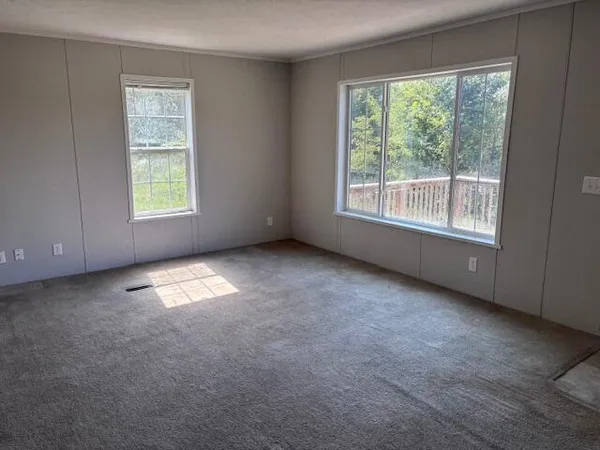 $169,900 | 67118 Oxbow Drive, Constantine, MI 49042