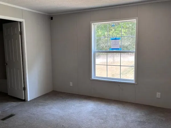 $169,900 | 67118 Oxbow Drive, Constantine, MI 49042