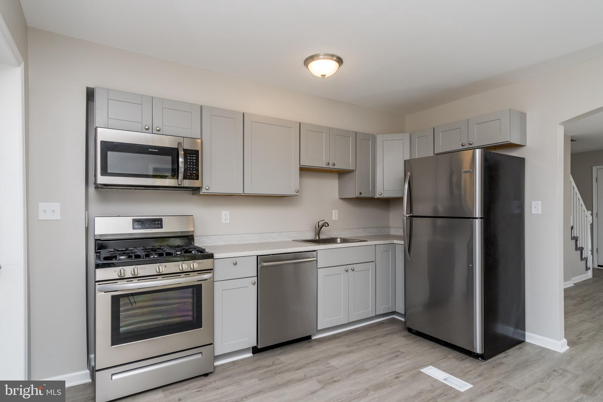 3415 Dunran Road Dundalk, MD 21222 - Photo 7 of 23