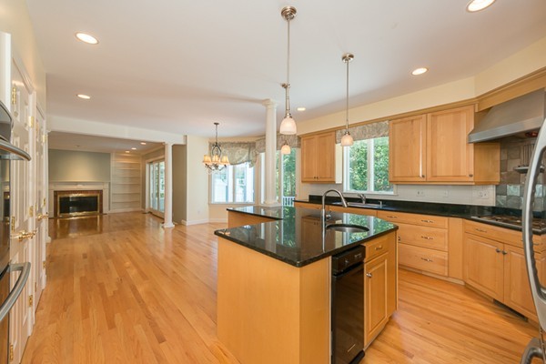 8 Fuller Farms Road Topsfield, MA 01983 - Photo 10 of 30 Gallery Image 10