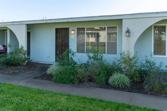 $389,000 | 3592 Boussock Lane, Oceanside, CA 92057