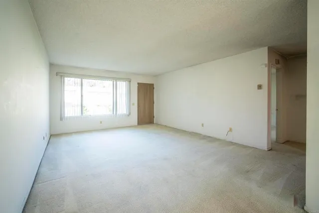 $389,000 | 3592 Boussock Lane, Oceanside, CA 92057