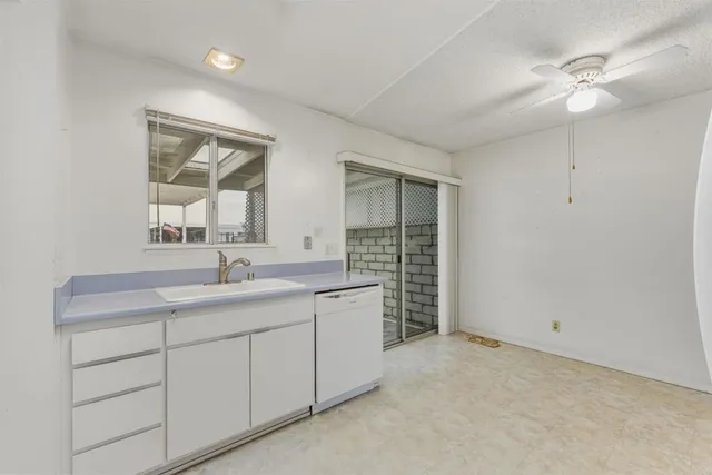 $389,000 | 3592 Boussock Lane, Oceanside, CA 92057