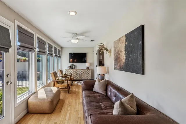 $749,000 | 2437 Wabash Avenue, Fort Worth, TX 76109